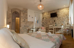 Отель Luxury Room Kokola  Сплит